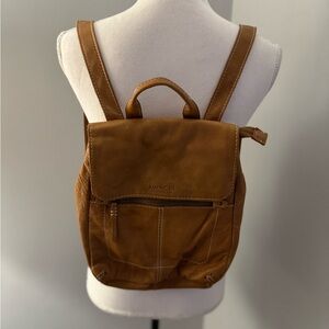 American Leather Co Backpack. Tan color, adjustable straps